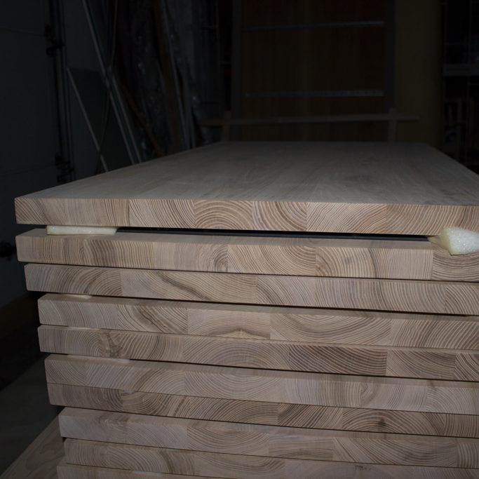 Partie latérale des dessus de table pour des tables de bois de chêne